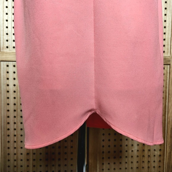 Cupcakes and Cashmere Dress in salmon sz 8 going out party summer resort cruise - Picture 6 of 8